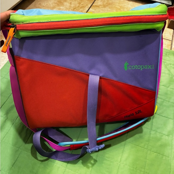 Cotopaxi Hielo Cooler Bag Del Dia - Picture 3 of 9